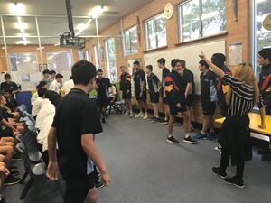 Japanese Students Presentation 13